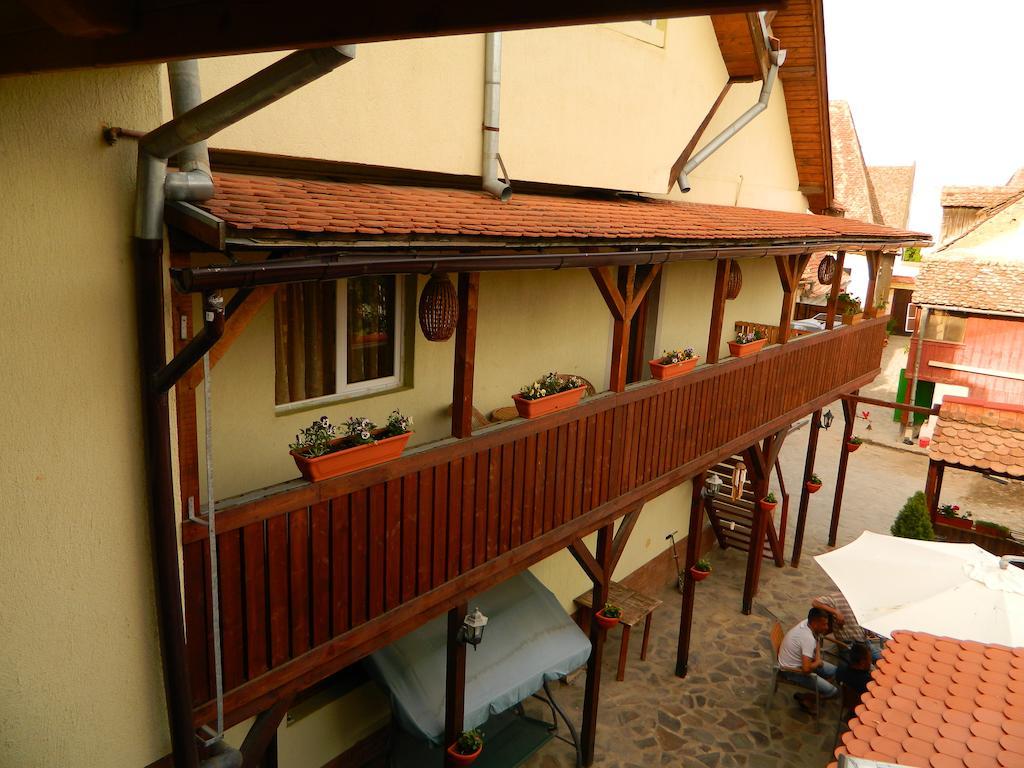 Pensiunea Cocosul Rosu Sibiu Camera foto